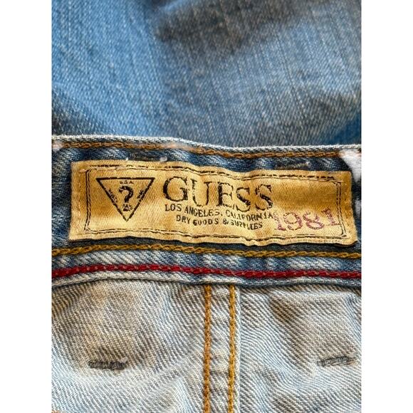 Guess Shorts Women 31 Blue Denim Vermont Slim Tapered Cut Off Summer Beach - Picture 5 of 8
